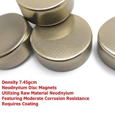 qualité Densité 7,45 gcm Magnets à disque de néodyme utilisant des matières premières Néodyme présentant une résistance modérée à la corrosion nécessite un revêtement usine